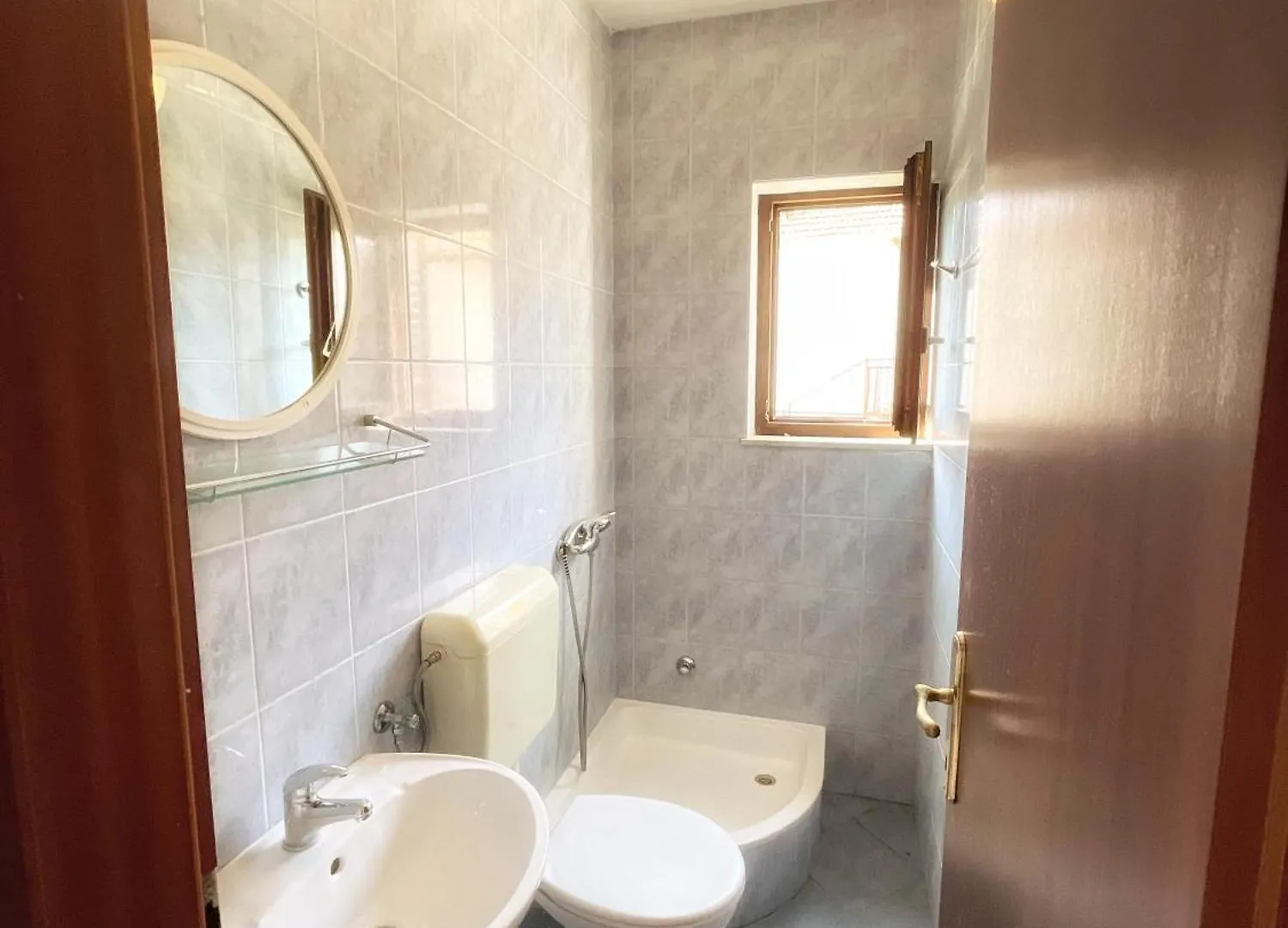 Apartmani Zlato 70M From Beach! Trogir