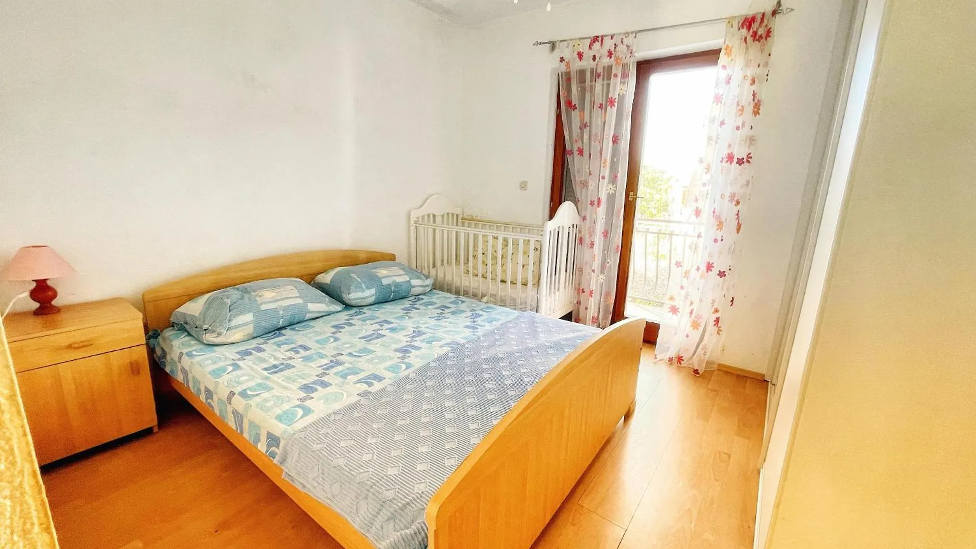 Apartmani Zlato 70M From Beach! Trogir