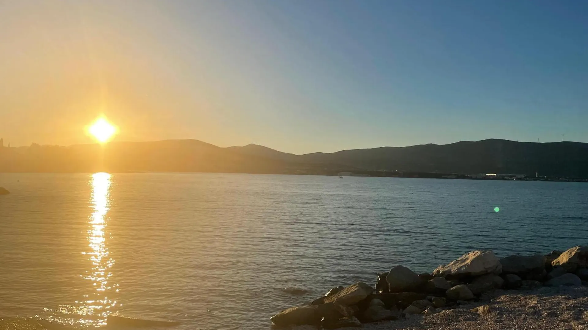 Apartmani Zlato 70M From Beach! Trogir